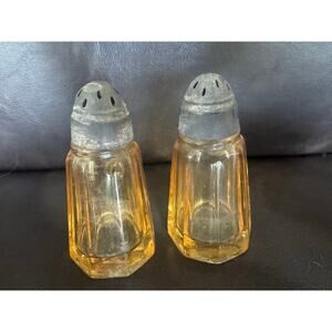 Vintage 1930s–1940s Amber Depression Glass Salt & Pepper Shaker Set Art Deco